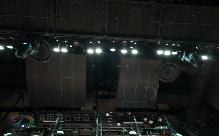 舞臺吊桿啟動注意事項、電動卷揚機、控制臺須接地等